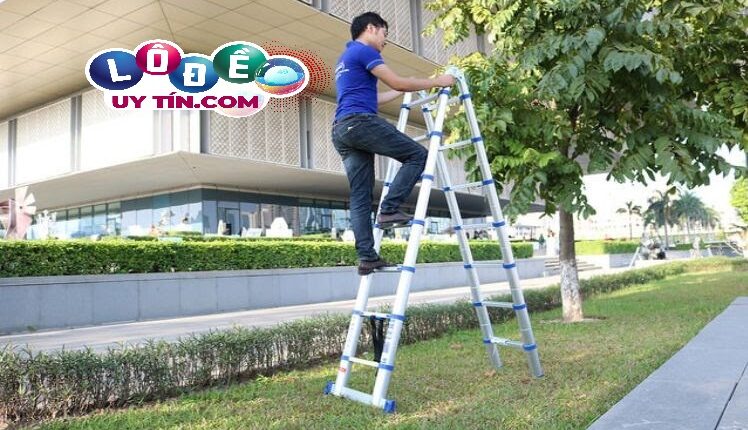 Mơ thấy trèo thang đánh con gì đẹp
