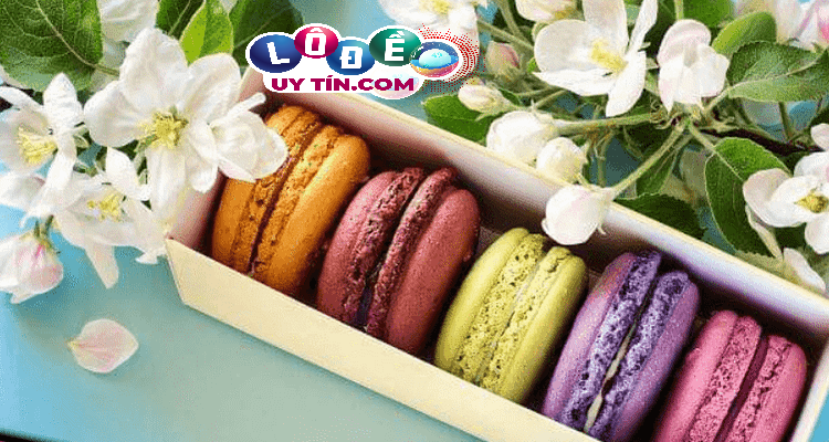 Mơ thấy ăn bánh ngọt đánh con gì dễ trúng, là điềm báo gì 2