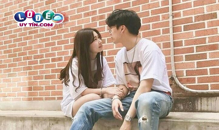 Nằm mơ thấy người yêu phản bội đánh con gì - người yêu ngoại tình tay trong tay